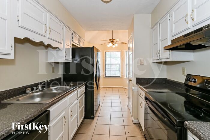 Building Photo - 6596 Pintail Cove