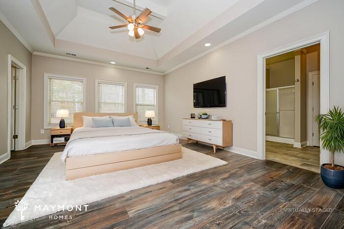 Building Photo - 256 Suffolk Way