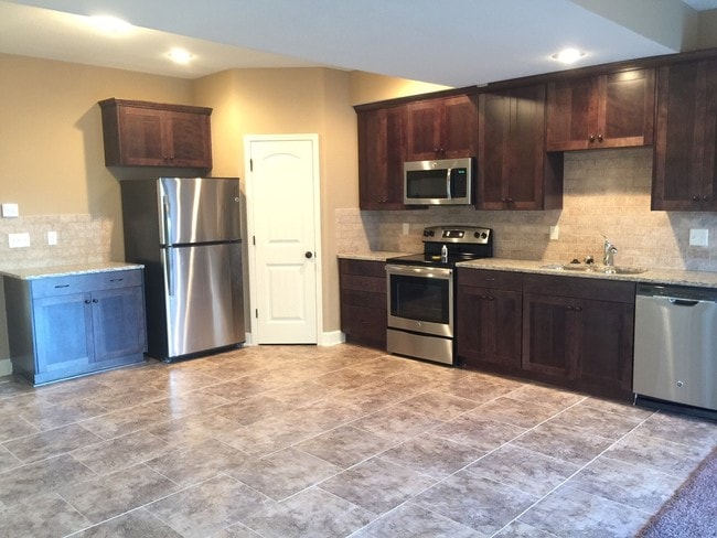 Primary Photo - Genesis Crossing Townhomes