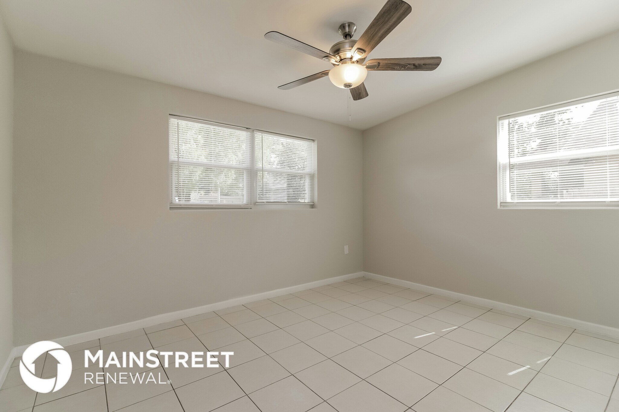 Building Photo - 560 Georgia Ave