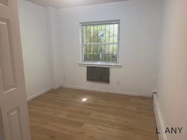 Building Photo - 3 bedroom in BRONX NY 10458