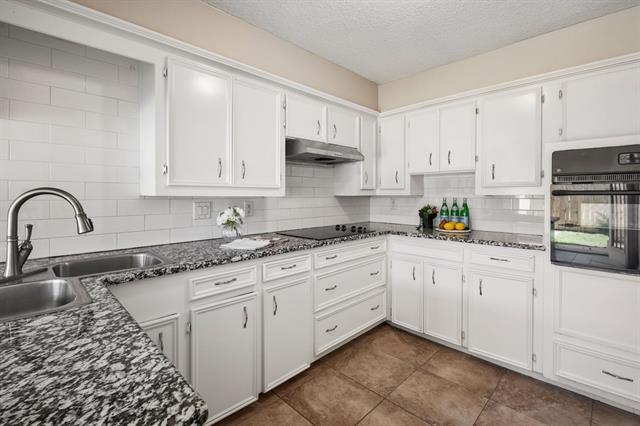 Building Photo - 310 Candlewood Pl