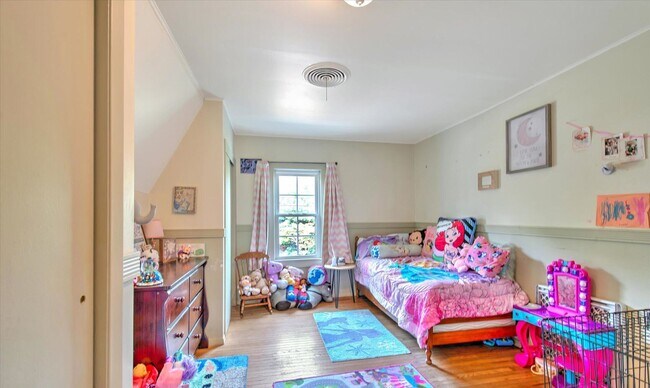 Building Photo - 3BR Jackson Home Available Now