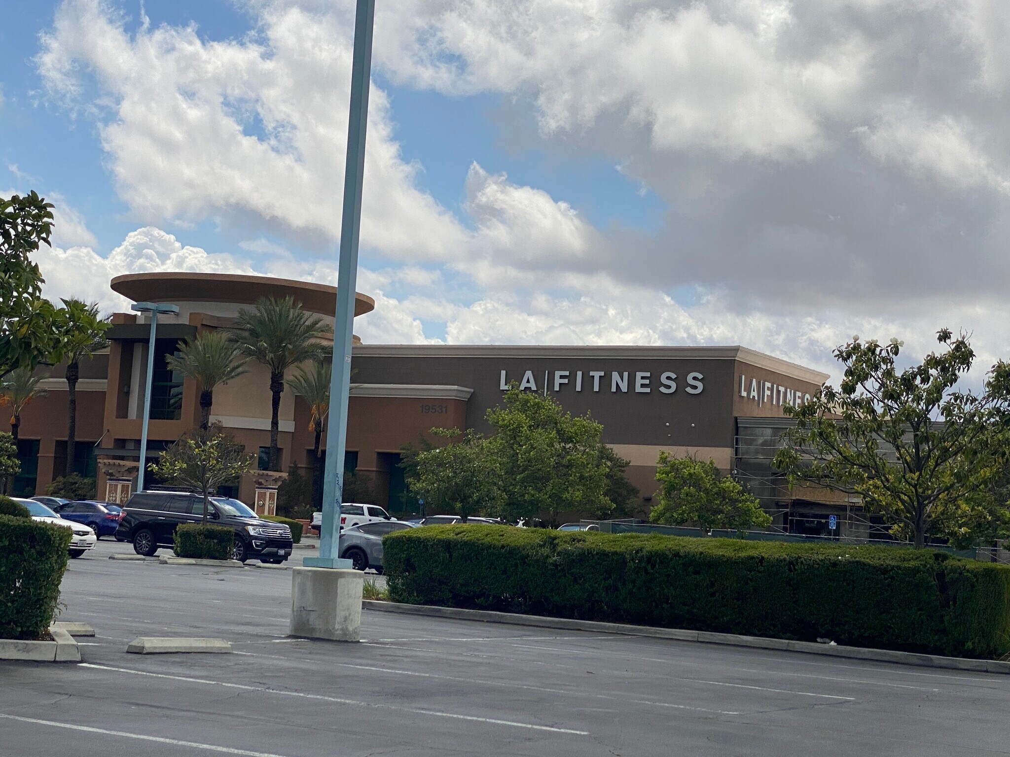 Building Photo - 200 E Alessandro Blvd