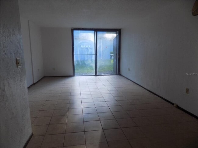 Building Photo - 613 SW 75th St