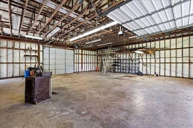 Building Photo - 2906 Avenue S