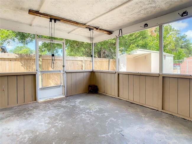 Building Photo - 5319 Drift Tide Dr