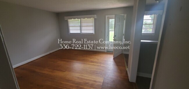 Building Photo - 4170 James St