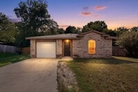 Building Photo - Charming 4-Bedroom Home on Quiet Cul-de-Sac | Move-In Ready | Deposit Alternative Available