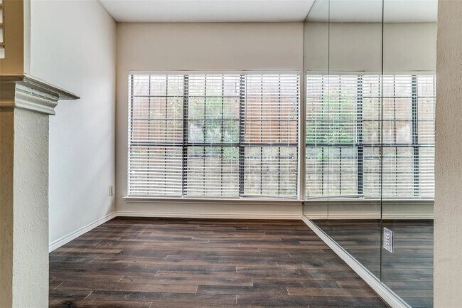 Building Photo - 5619 Preston Oaks Rd