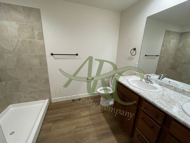 Building Photo - 968-970 S Coral Pl