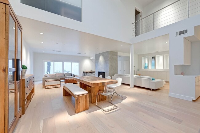 Building Photo - 39 River Hollow Ln