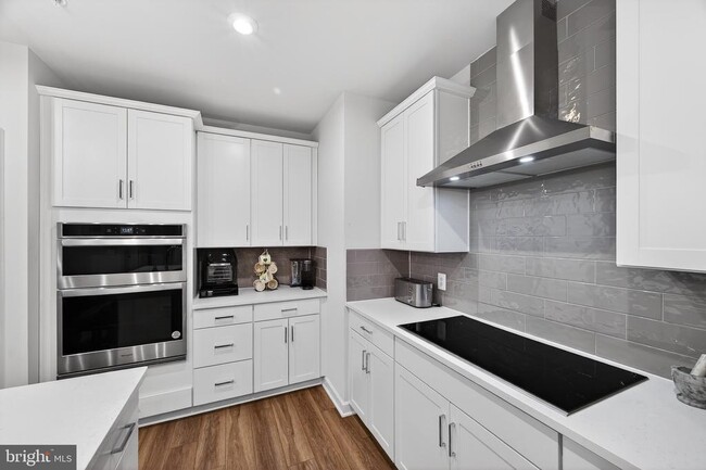 Building Photo - 21630 Hawksbill High Cir