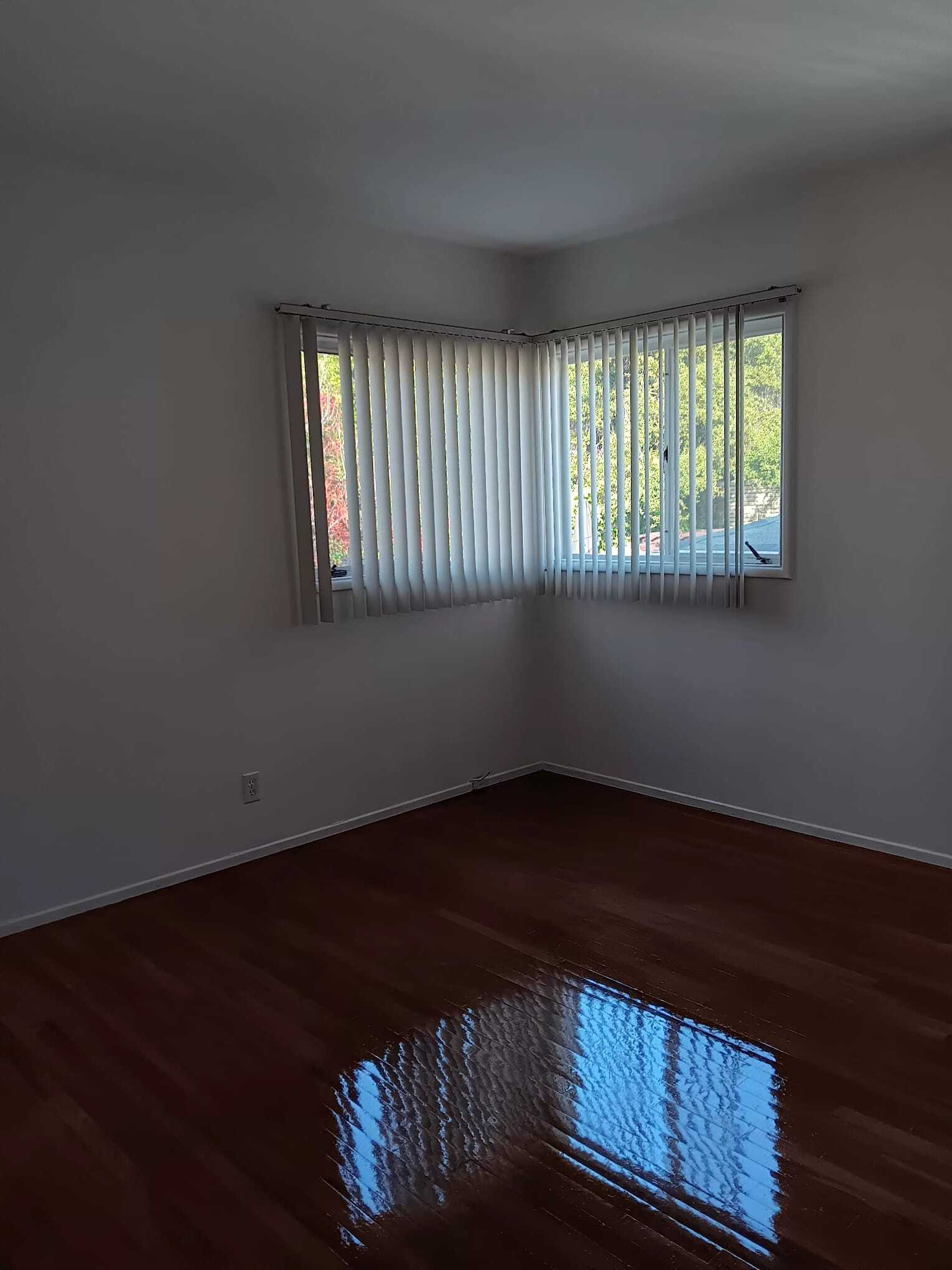 Building Photo - 2100 N Verdugo Rd