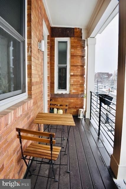 Building Photo - 1249 Kenyon St NW