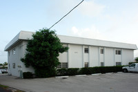 Building Photo - 519 W Kalmia Dr