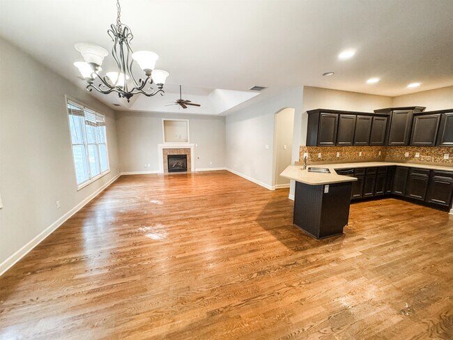 Building Photo - 4776 White Pass Dr