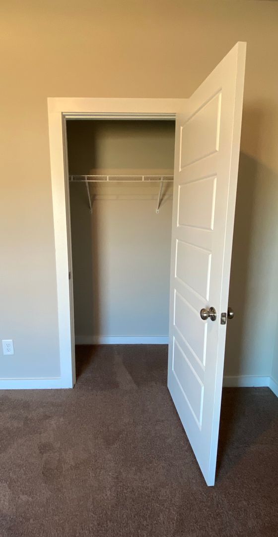 Building Photo - Home for Rent in Weaver AL... Available to View Now!!!