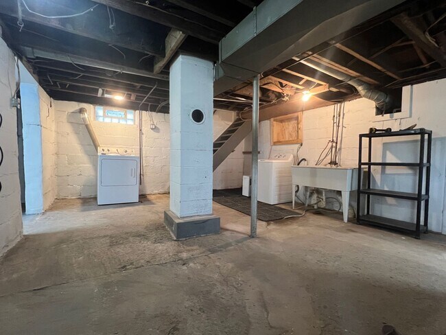 Building Photo - Beautiful 2 Bed/2 Bathroom Home located in Lawrenceville!