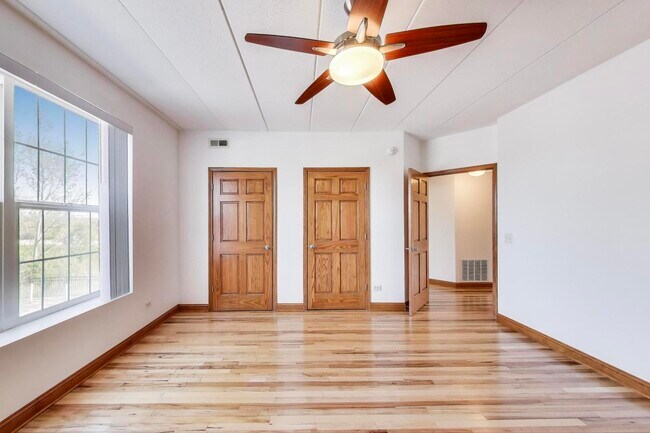 Building Photo - 16671 Liberty Cir