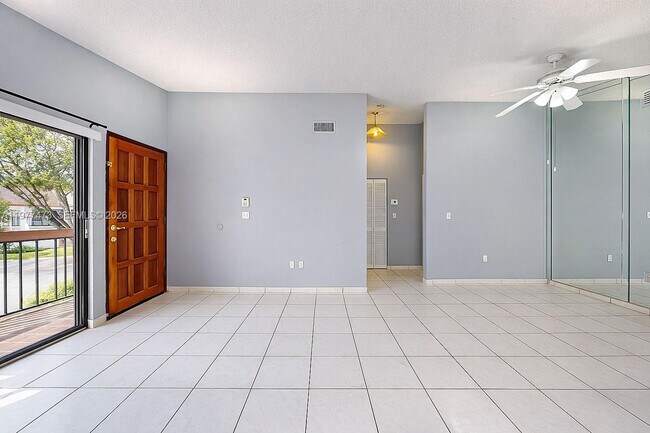 Building Photo - 7525 SW 153rd Pl