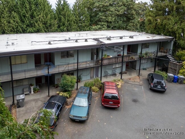 Building Photo - 2745 NW Pettygrove St