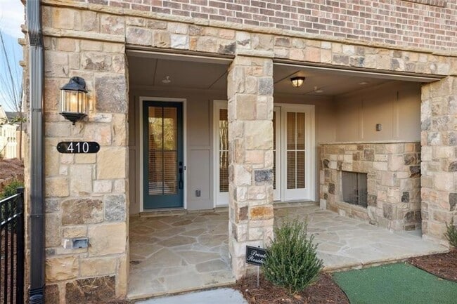 Building Photo - 410 Townly Ct