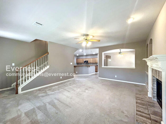 Building Photo - 2422 Cadara Woods