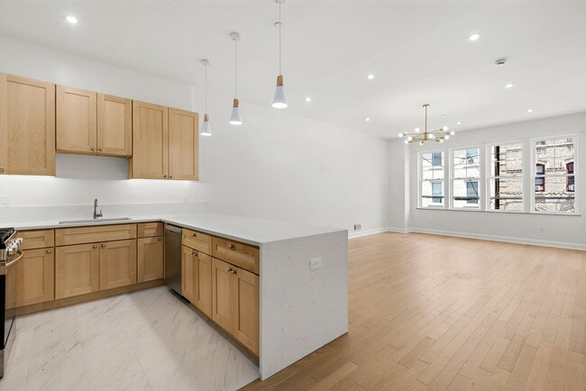 Building Photo - 153 New York Ave