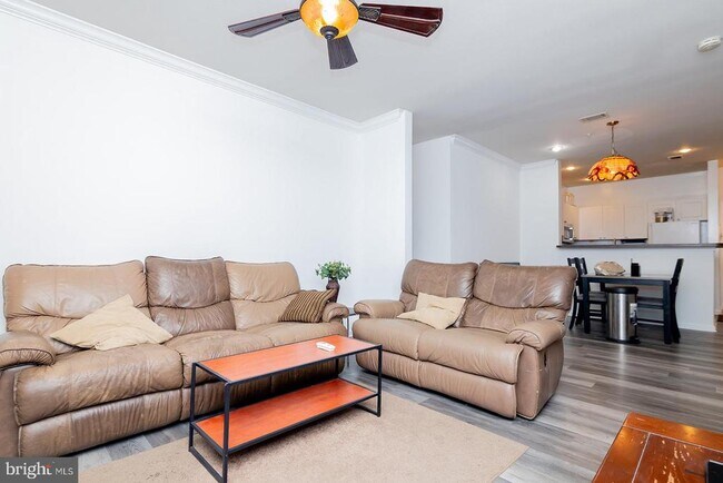 Building Photo - 11373 Aristotle Dr