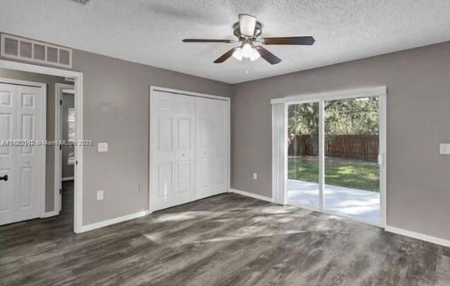Building Photo - 2110 Whispering Trails Blvd