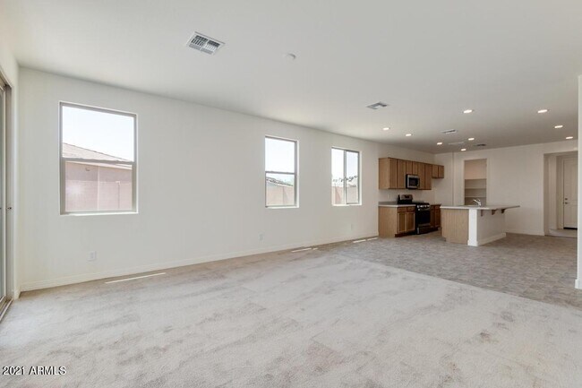 Building Photo - 1674 N Hester Trail