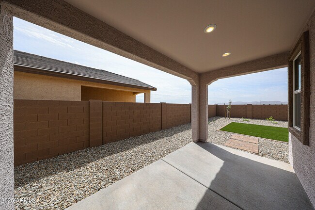 Building Photo - 17357 W Smoketree Dr