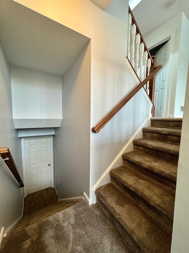 Building Photo - 307 Marshall Heights Dr
