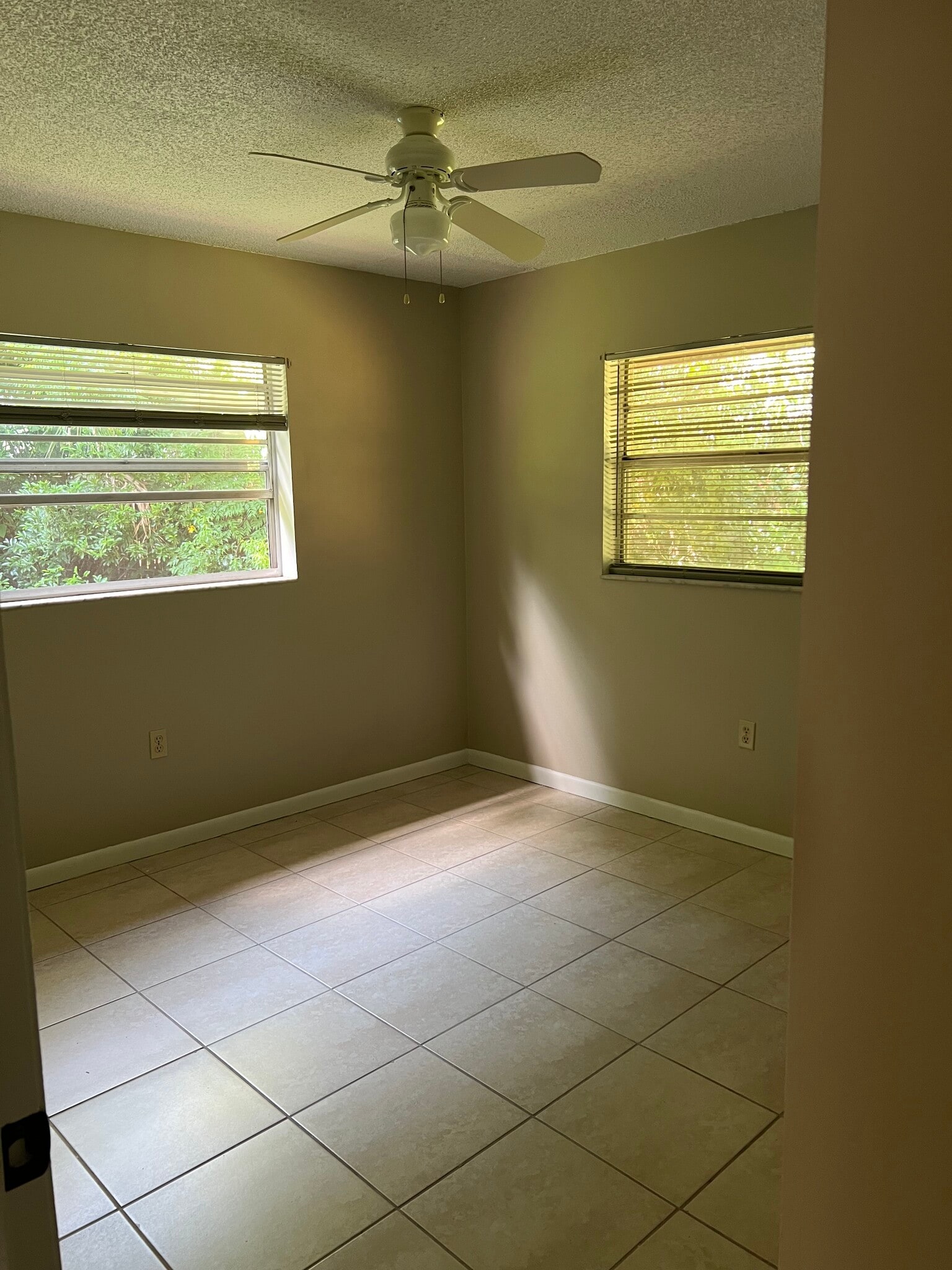 Building Photo - 442 Georgia Ave