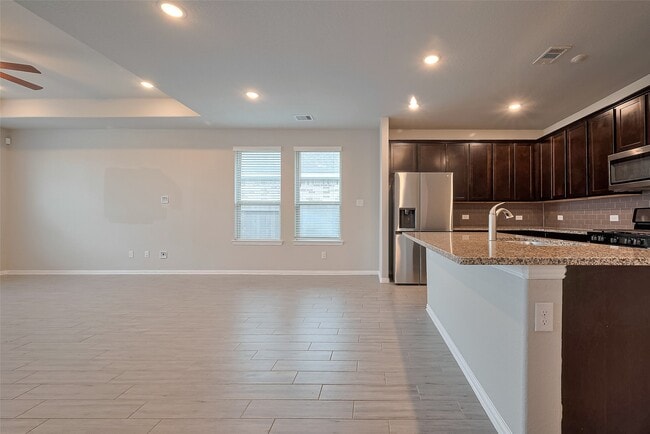 Building Photo - 31415 Conover Dr