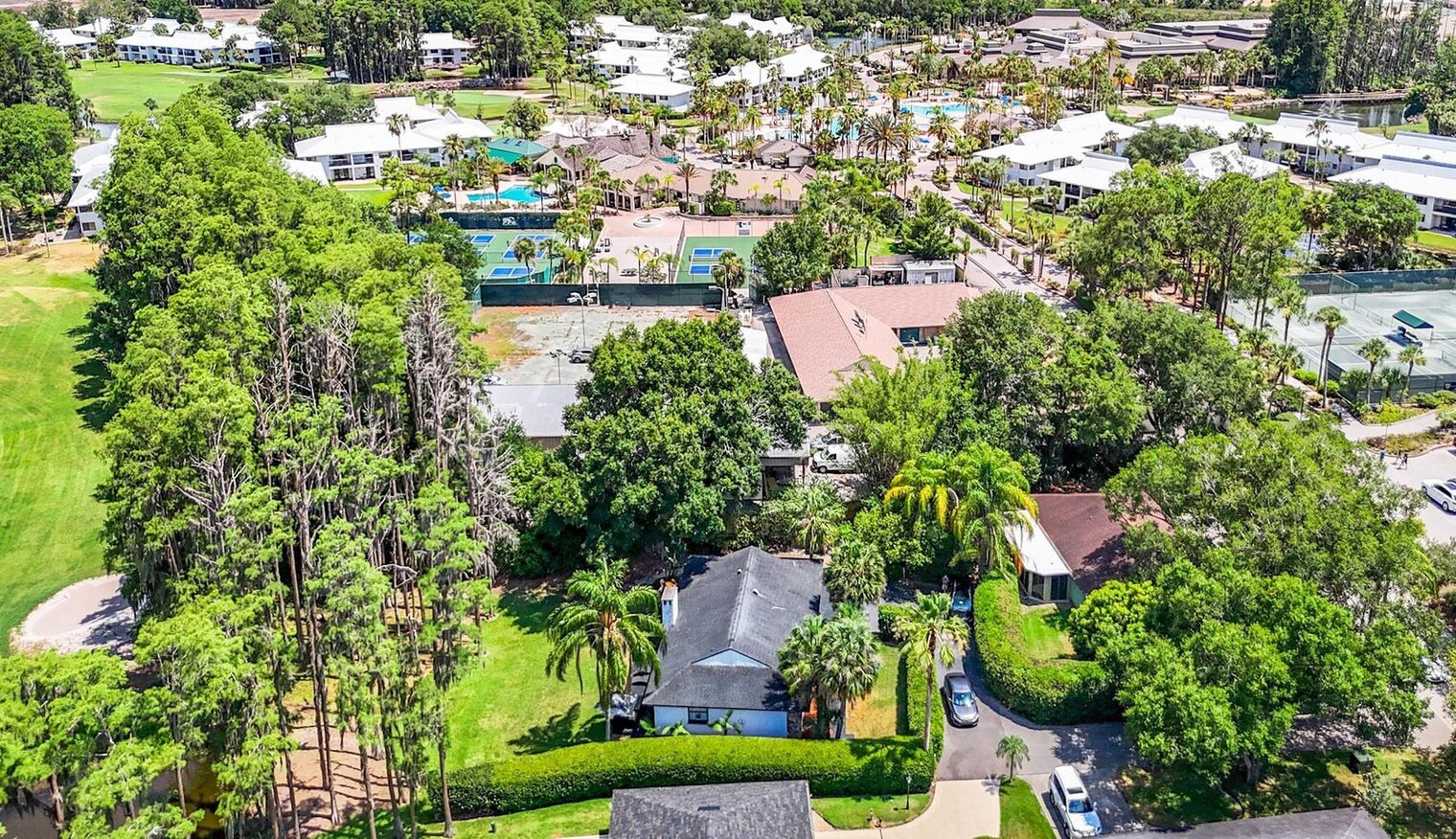 Building Photo - 5700 Saddlebrook Way