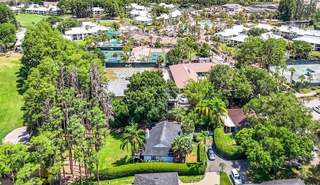 Building Photo - 5700 Saddlebrook Way