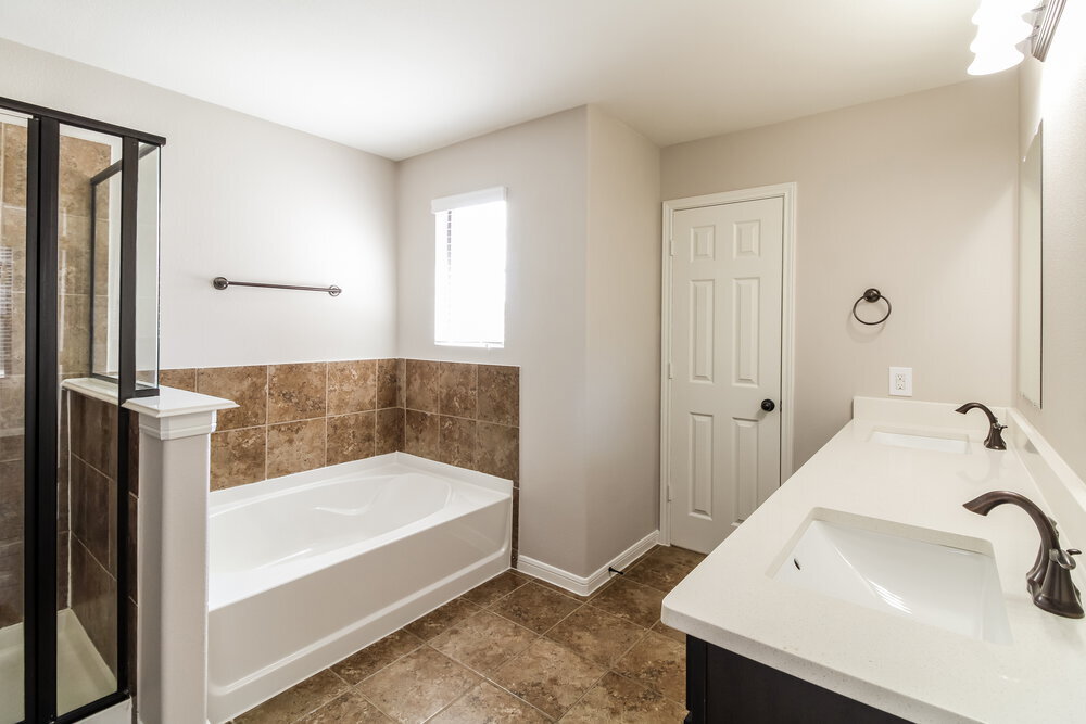Building Photo - 6623 Sharpstone Creek Ln