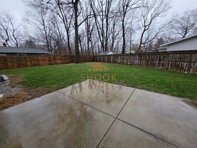 Building Photo - 4 BR UPDATED HOME IN WEST LAFAYETTE SCHOOLS - Ask about our move-in special!