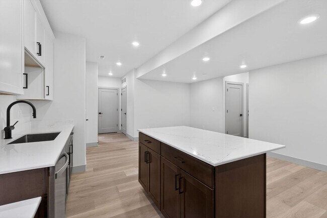 Building Photo - Charming 3BR/ 2Bath (Basement Apartment) in Lehi
