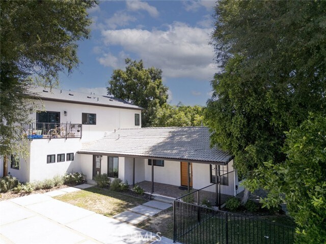 Primary Photo - 20347 Runnymede St