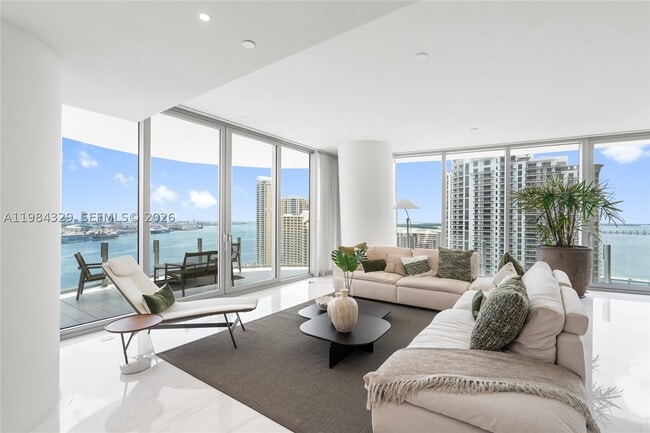 Building Photo - 300 Biscayne Blvd