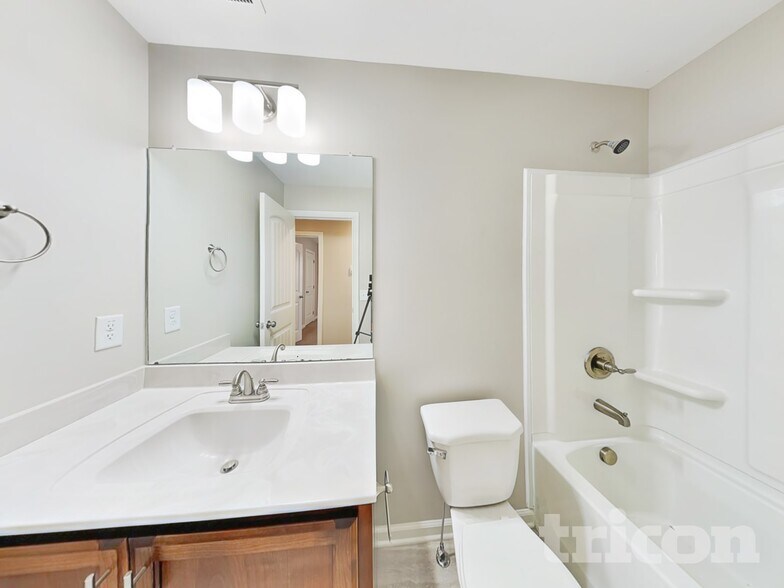 Building Photo - 1259 Magnum Dr