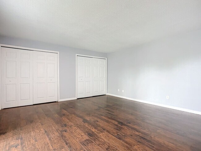 Building Photo - Coastal Charm Meets Modern Living: Your Dream Townhome in Port Orange Awaits!