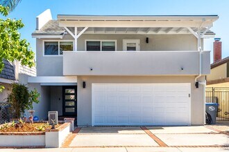 Building Photo - 3810WH - The Hemlock Hideaway | 4 Bed 2.5 ...