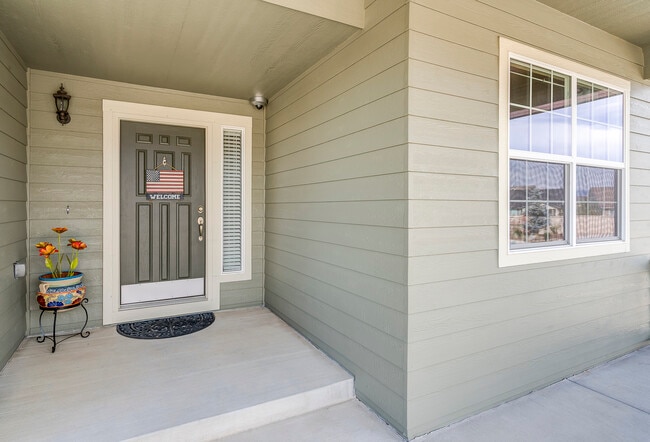 Building Photo - 7868 Renegade Hill Dr