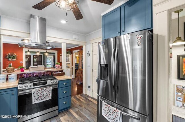 Building Photo - 15 Kiawah Ave