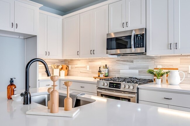 Building Photo - 1603 Porter Ave