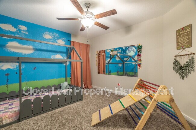 Building Photo - 804 Shrike Ln